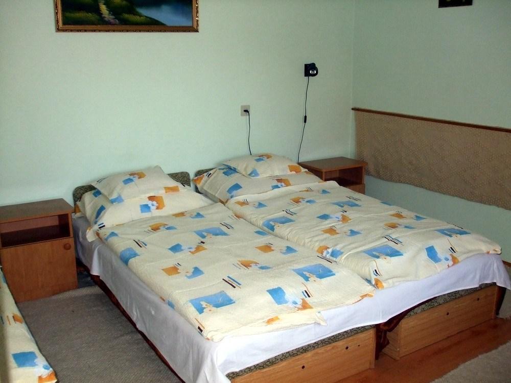 Lugas Szallas Jaszbereny Room photo
